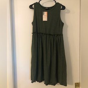 Forest green dress with pockets